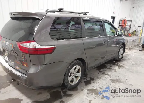 2017 Toyota Sienna Le 8 Passenger из США, поврежденный, VIN 5TDKZ3DC8HS884895